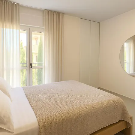 H - Cozy - Perfect Appartement Golem (Tirana)