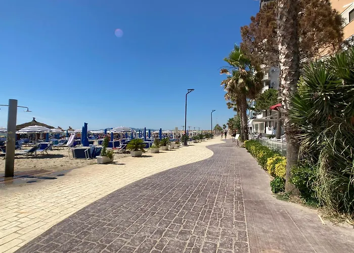 2026 Promo Season Cozy Голем