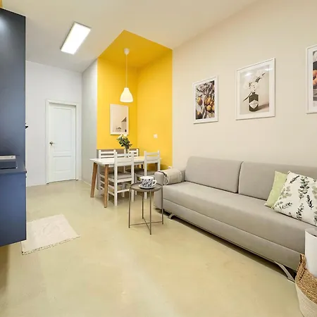 Summer Edition - Home By The Sea 1 - Res Apartment
