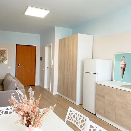 Summer Edition - Home By The Sea 1 - Res * Golem (Tirana)